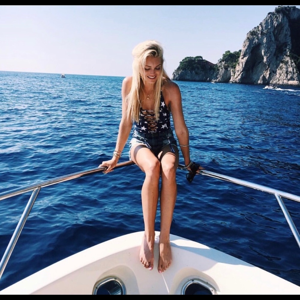 Show Me Your Mumu Star One Piece